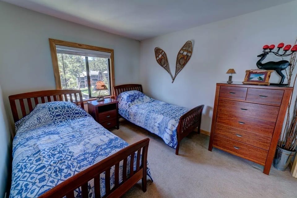 Twin Guest Bedroom