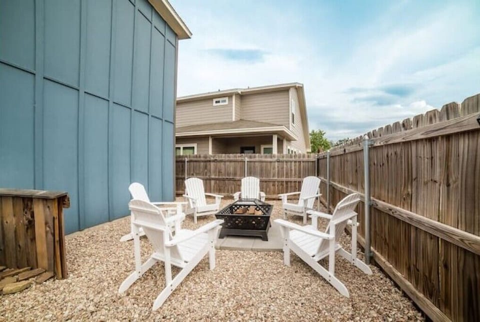 Firepit with seating