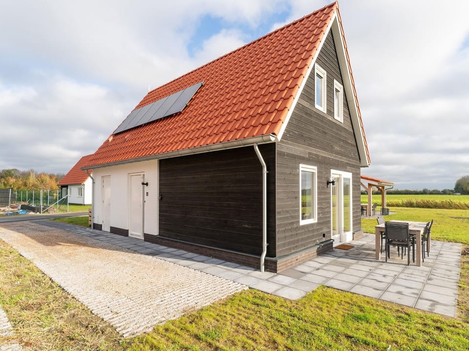 Holiday Home Exterior [summer]