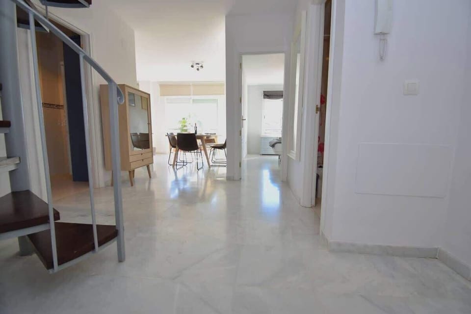 Lounge property management