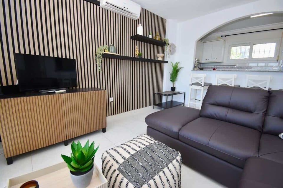 Lounge property management