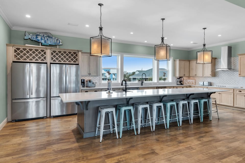 Eat-in bar seating