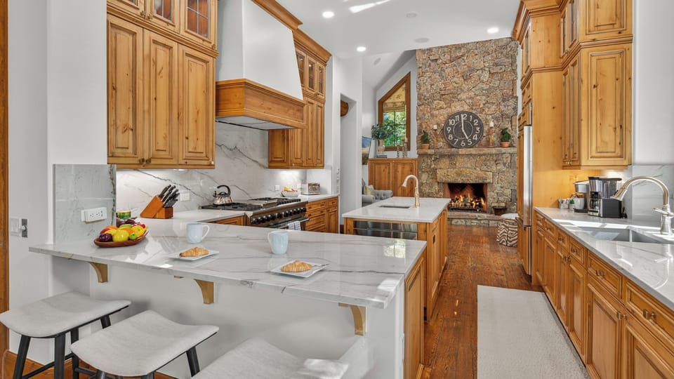 Kitchen, Main Level - Spacious kitchen with large island