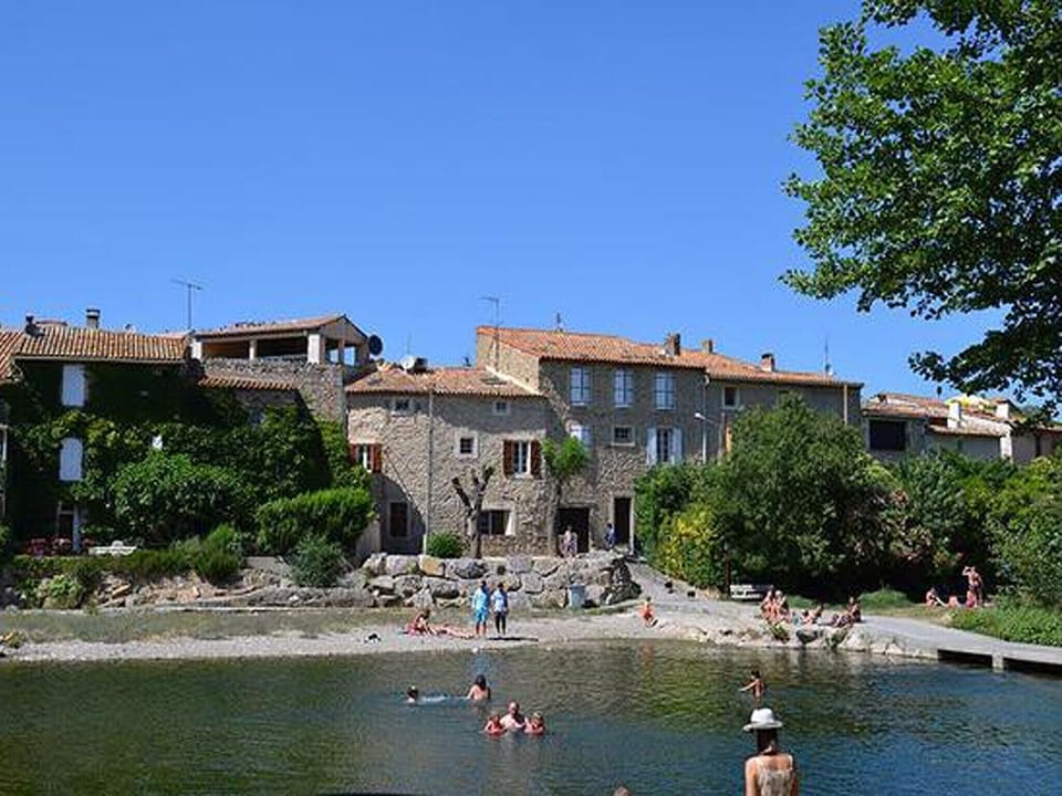 Region [summer] (>5 km)