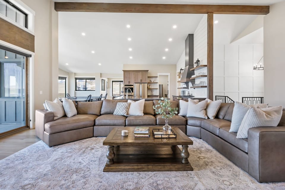 Living room upper level (1)