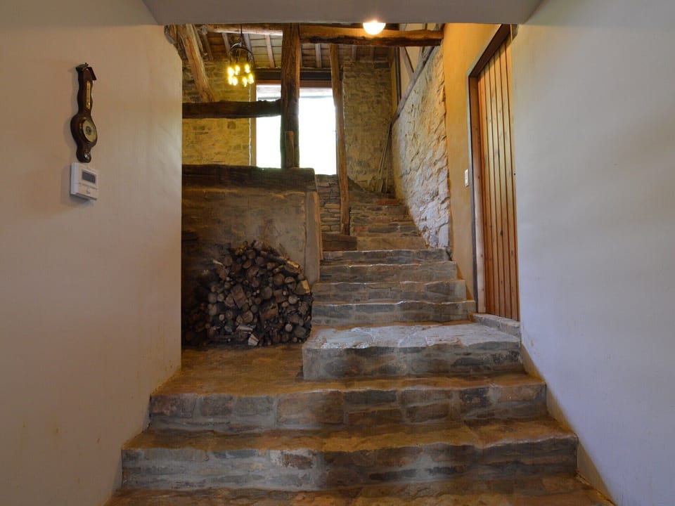 Entrance / Reception