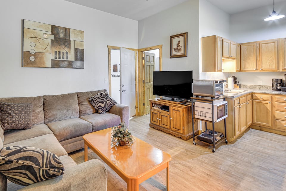 Living Room | Smart TV