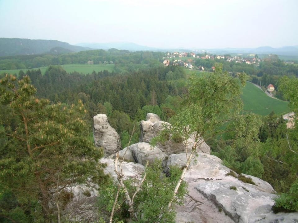 Surroundings [summer] (1-5 km)