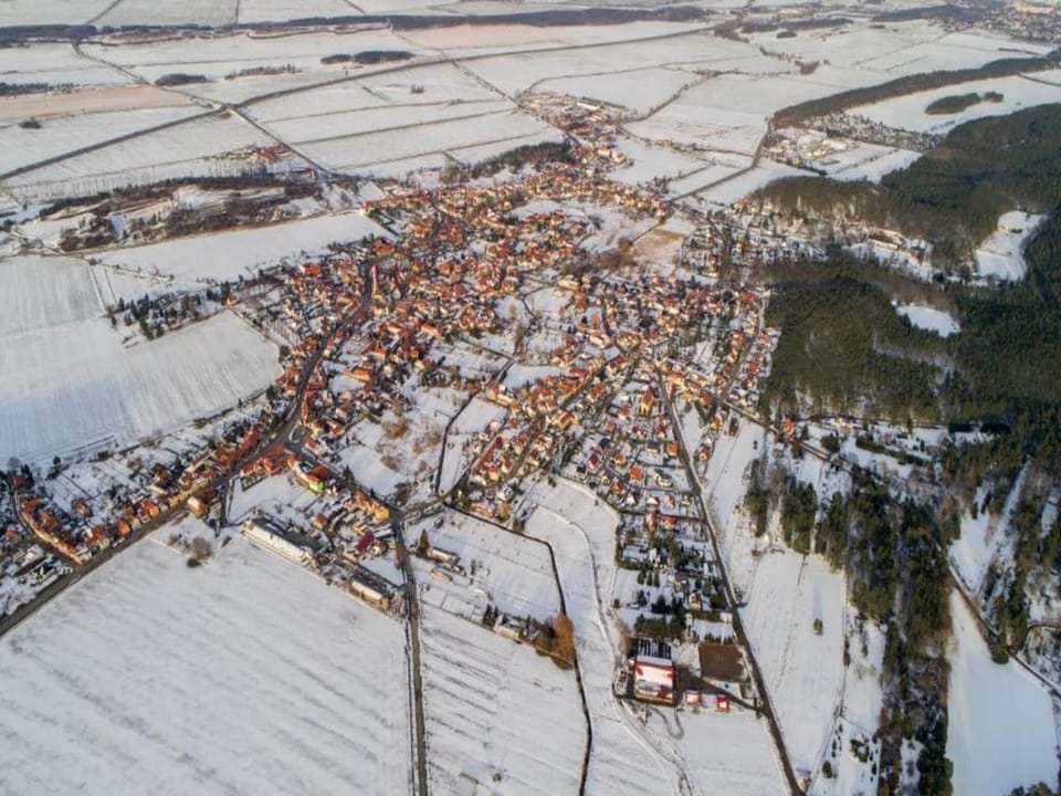 Region [winter] (>5 km)