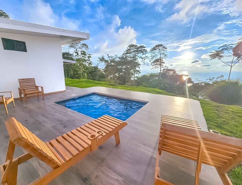 PATIO SEA VIEW