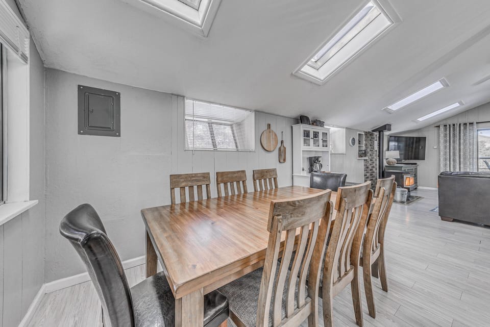 Dining Area | Dishware & Flatware Provided | 2nd Floor