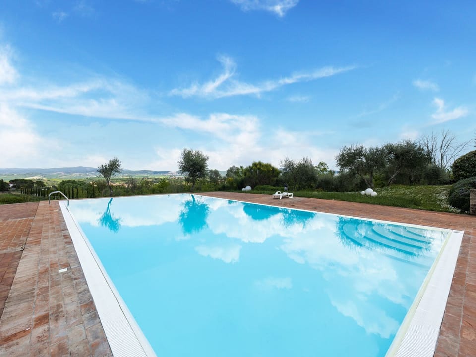 Holiday Home Swimming Pool