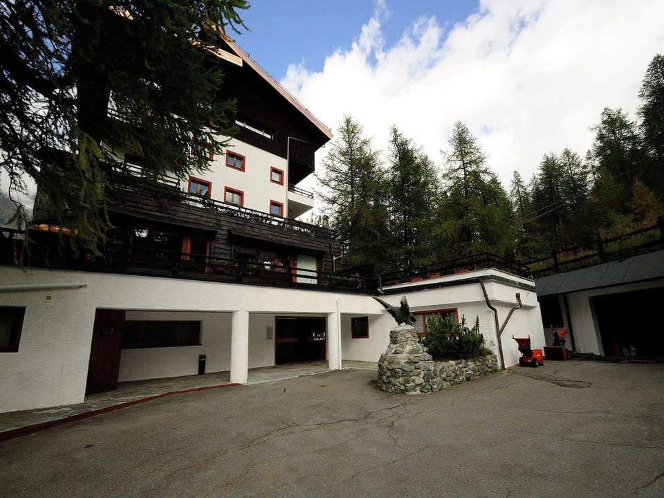 Holiday Home Exterior [summer]