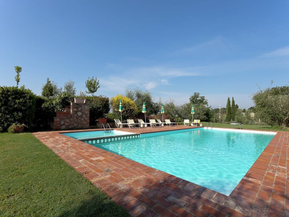 Holiday Home Swimming Pool