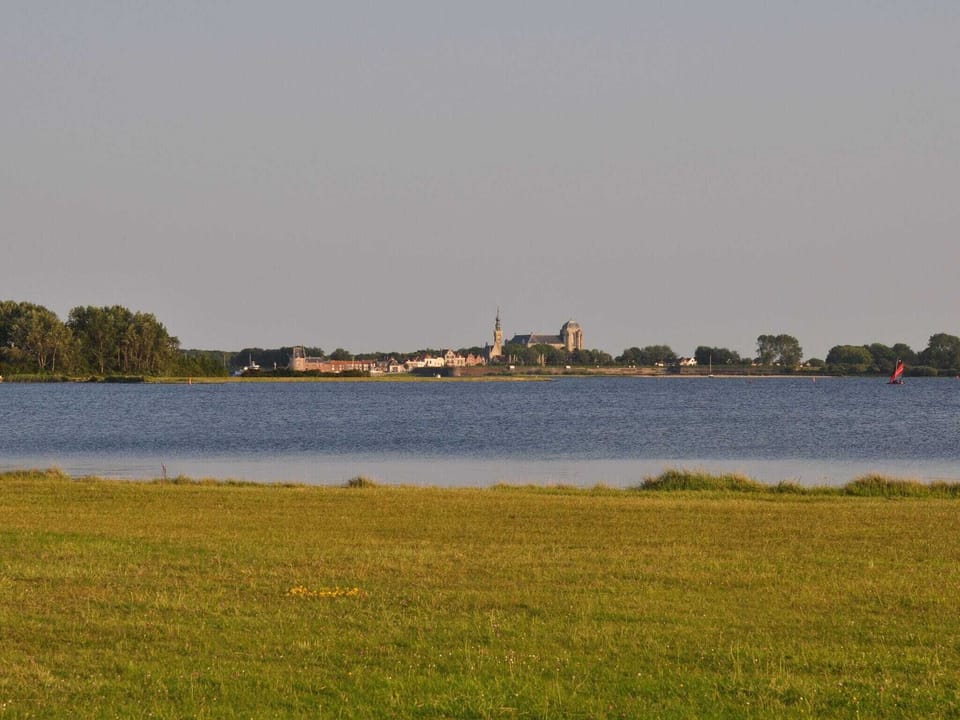 Immediate Surroundings [summer] (<1 km)