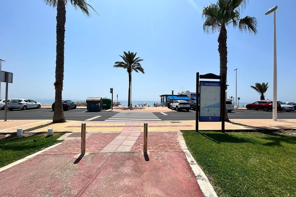Immediate Surroundings [summer] (<1 km)