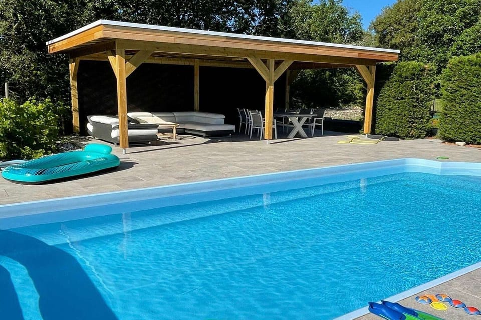 Holiday Home Swimming Pool