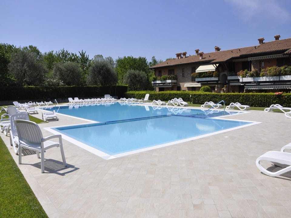 Holiday Home Swimming Pool