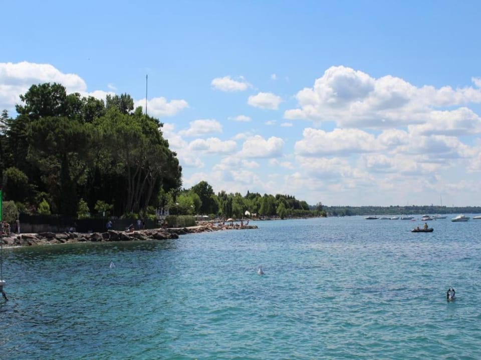 Surroundings [summer] (1-5 km)