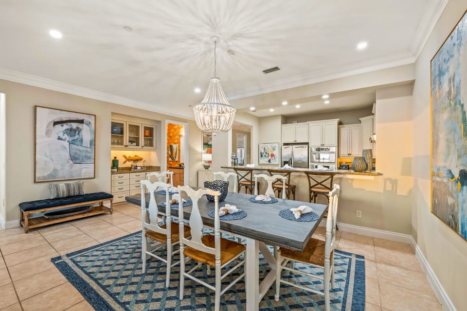 Formal Dining for 8