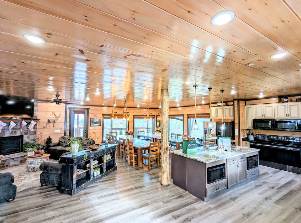 Main level: Nicely flowing living area, dining, kitchen with plenty of light. 