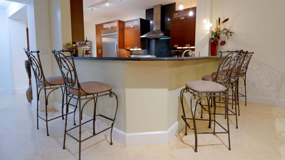 Breakfast Bar