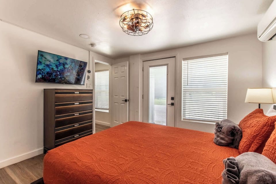 Queen Bed