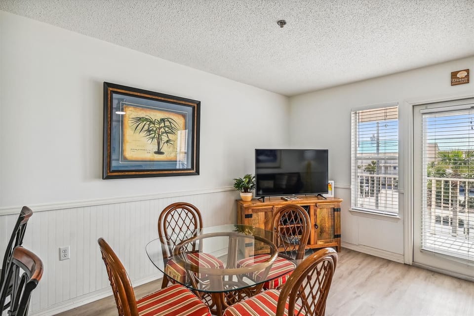 main level-dining room-_dsc5845