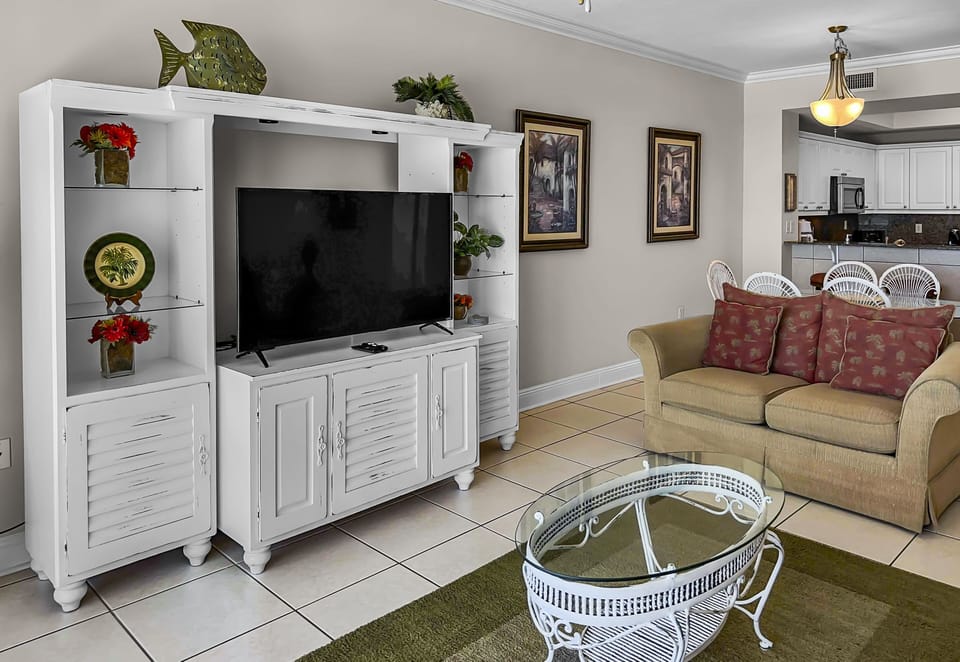 Summer Place #502 Living Room