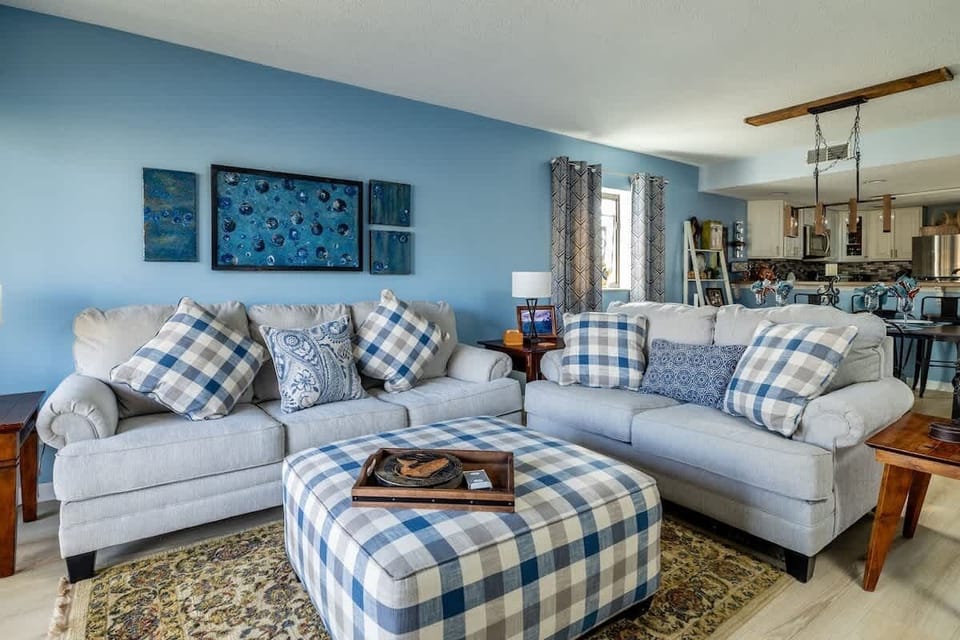 Inviting setting to take in your day’s activities. Queen size sleeper with memory foam mattress inside couch 