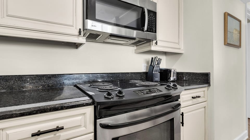Eastern Shores 103 Kitchen Area