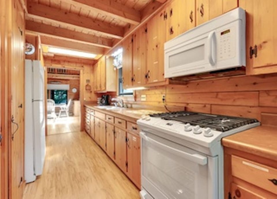 galley kitchen