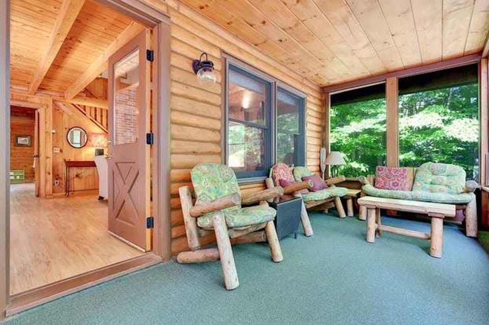 Porch off of main room