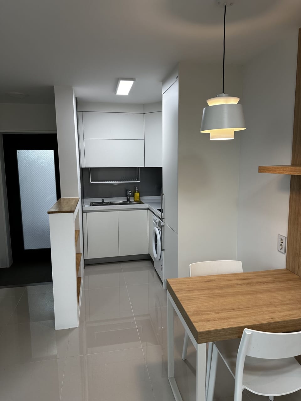 Small kitchen (private guest room -1st floor)