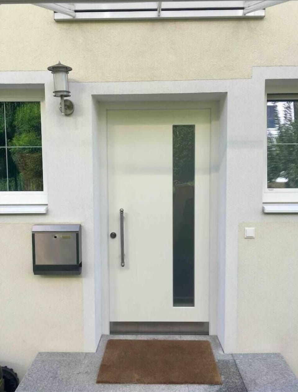 Eingangstüre.