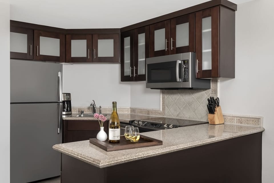 Fully equipped kitchen