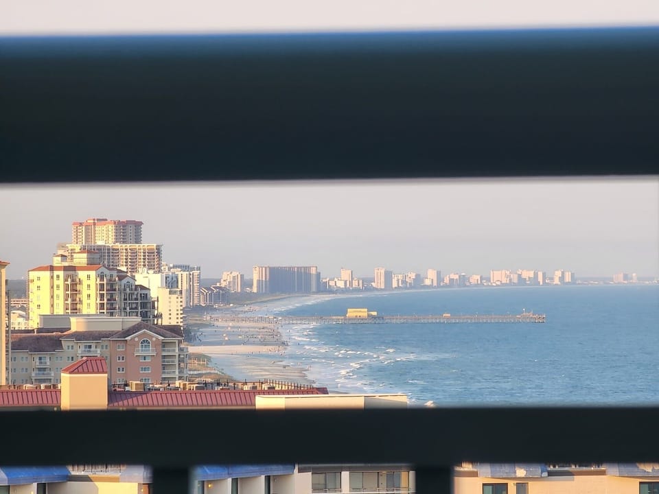 Views up the coast for miles and miles!