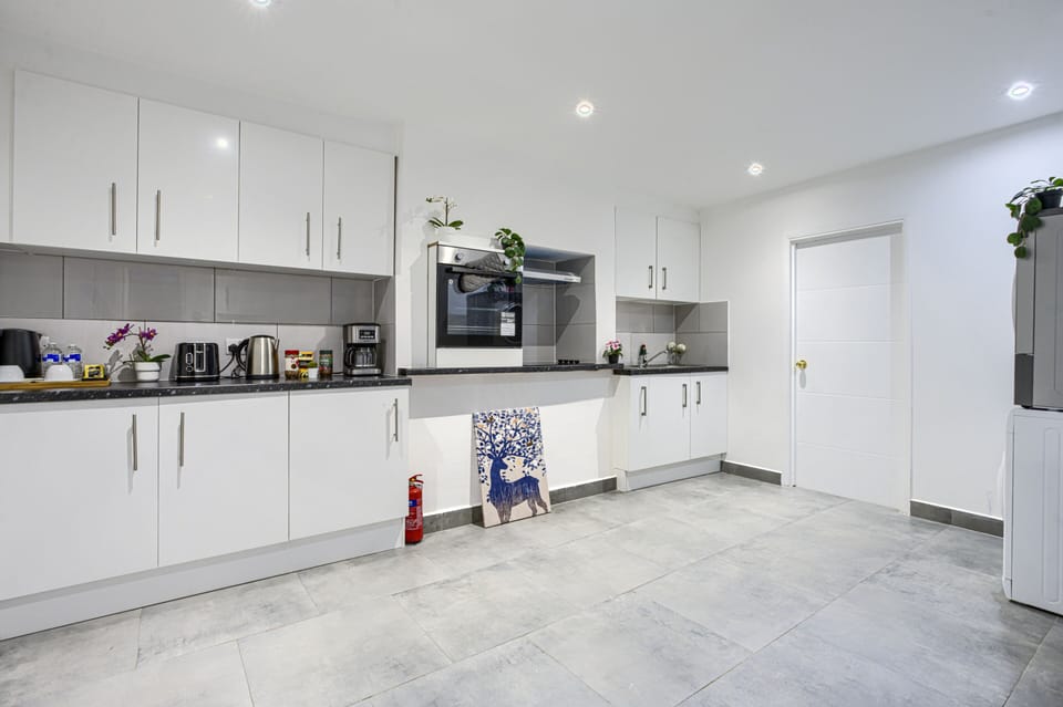 Hackney Central Deluxe Apartment