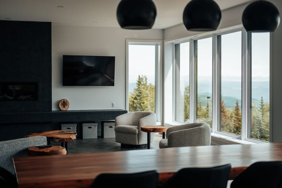 Living Room (2)