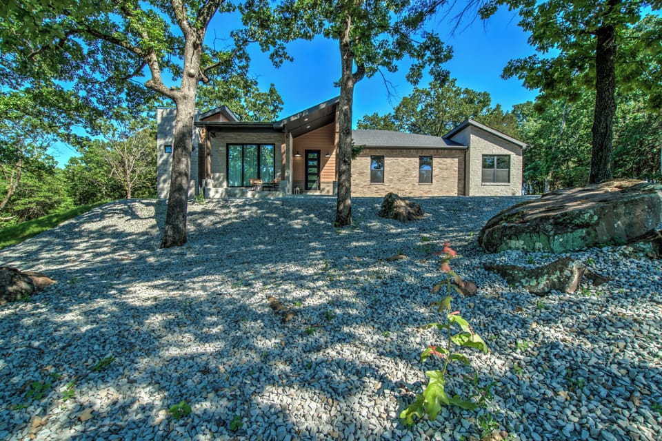 Patriot Pointe 2 EXT-5