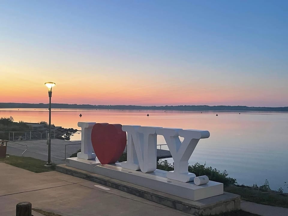 Walking distance to the Finger Lakes Welcome Center 