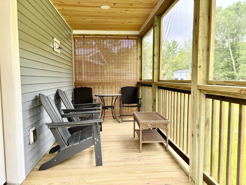 Screened Porch