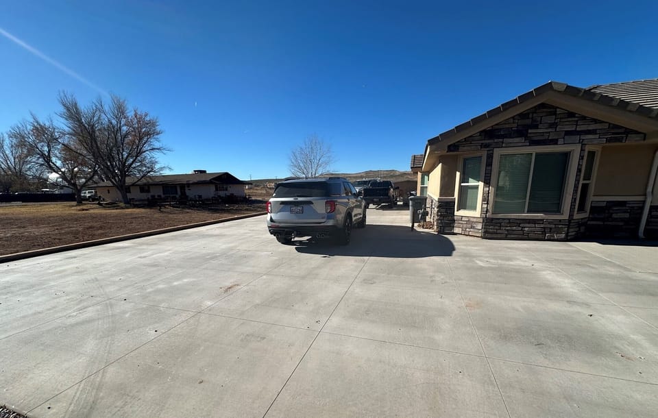 Big Driveway - Park near the back gate