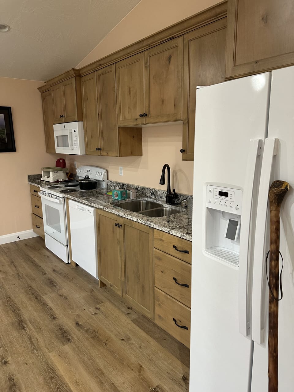 Full Kitchen 