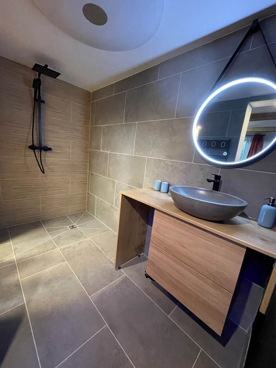 Velours et Délicatesse - Maison Longue de La Cassine