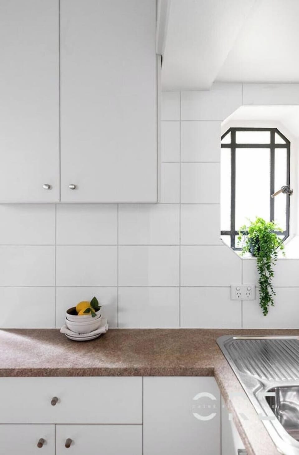 kitchenette
