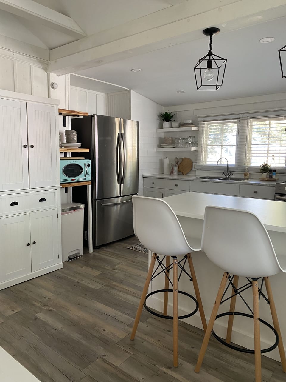 Counter seating