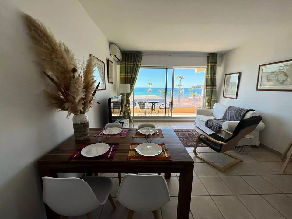 Athenee Residence - Beautiful apartment 3 rooms in residence in Six-Fours-les-Plages Apartment in Six-Fours-les-Plages