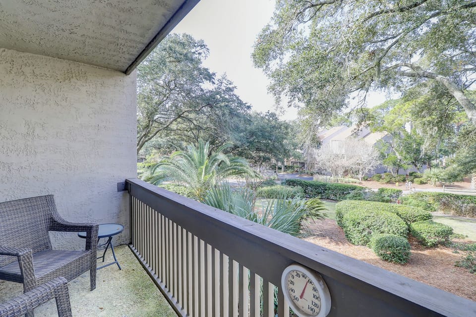 Private Balcony with Seating