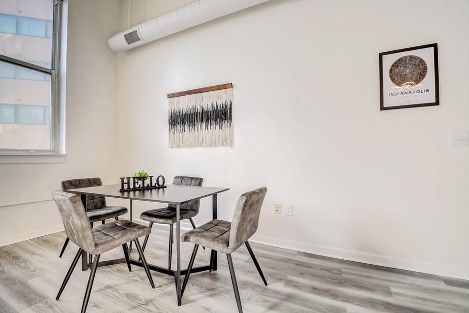 Unit 2: Dining Area